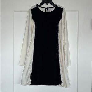 Hanna Andersson Black and White Long Sleeve Dress, Size 130 (8)